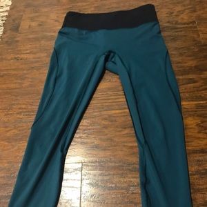Lululemon running tight size 8